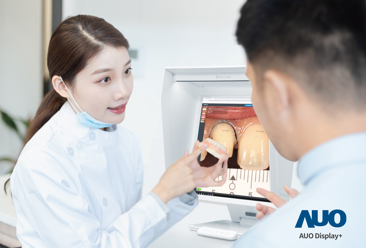 達擎積極投入牙科領域，瞄準牙技所數位轉型趨勢，與成軍滿周年的子公司原色口腔數位，展現智慧牙技整合方案的落地成果，加速推動牙科與假牙製作流程數位化